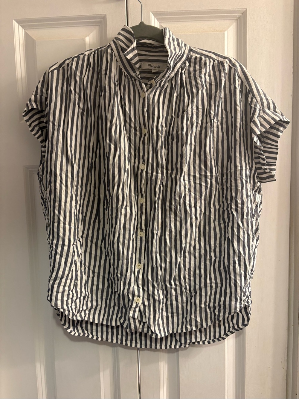 Madewell Black & White Striped Short-Sleeve Button-Down